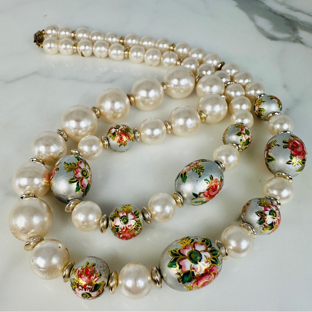 Vintage Faux Pearl & Hand Painted Floral Beaded Statement Necklace Gold Tone 26” - Picture 9 of 9
